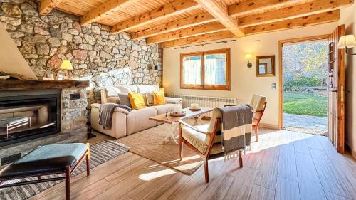 Bellver de Cerdanya House | Masía Cal Kenyon