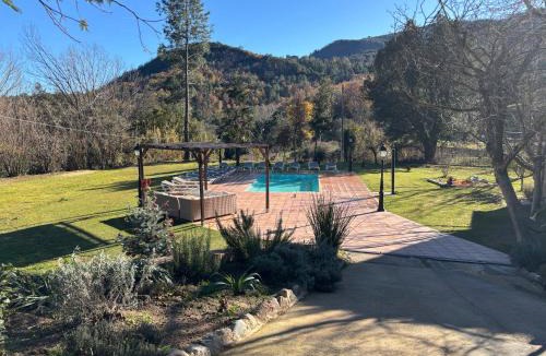 Arbucies Ski Chalet | Masía Can Janet alojamiento rural con piscina privada en plena naturaleza