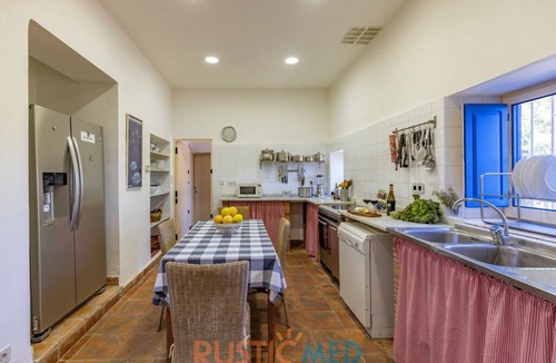 Cabanes House | Masía-castillo en el Paraje Natural del Desierto de las Palmas en Benicasim