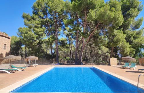 Altura House | MASÍA de SAN JUAN CASA NÚMERO 1 en Castillo con piscina y Aire Acondicionado