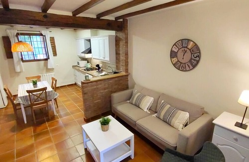 Altura House | Masía de San Juan House nº5 (sleeps 2 to 4)
