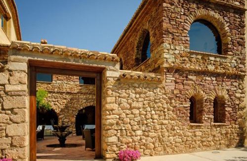Castellnovo Hotel | Masía Durbá Hotel B&B