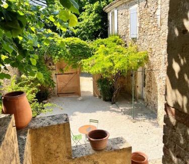 Tresques Villa | Mas avec piscine à 20 minutes du Pont du Gard