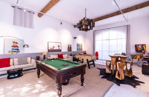 Sommieres House | Mas Bleu