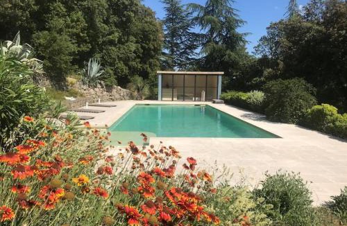 Colognac House | Mas cévenol en pleine nature