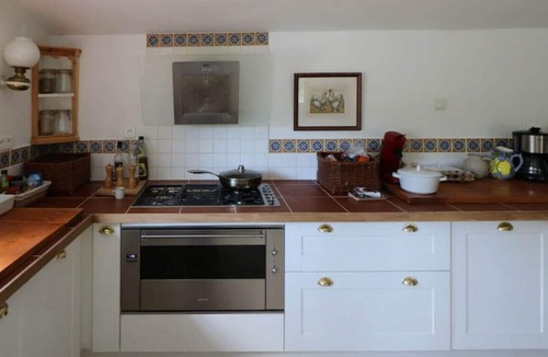 Vallerargues House | Mas Cabanne - Magnificent Mas with private pond