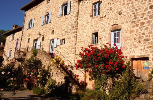 Thueyts Bed & Breakfast | Mas Casta Néa