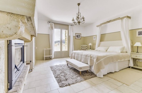 Sabran Villa | Mas Cote du Rhone - Six Bedroom Villa, Sleeps 12