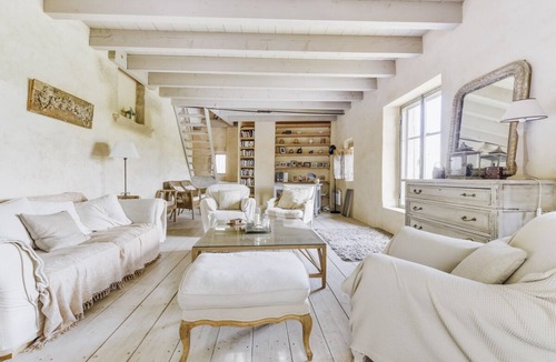 Sabran Villa | Mas Cote du Rhone - Six Bedroom Villa, Sleeps 12