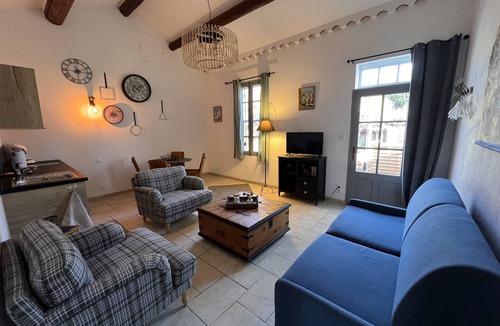 Plan-d'Orgon Bed & Breakfast | Mas D'auseu