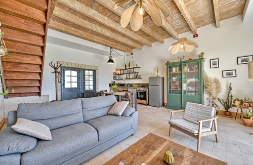Beaucaire House | 🌿 Mas d'exception en Provence - 3 houses, 2 swimming pools, boules court