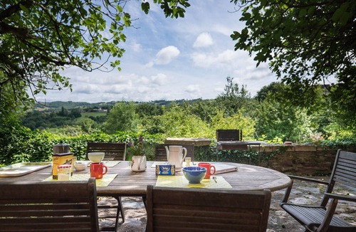 Auzits Villa | Mas De Beauce - Four Bedroom Villa, Sleeps 8