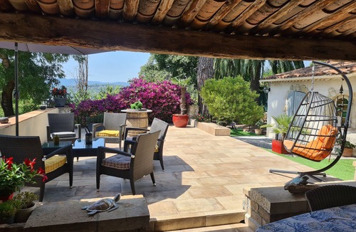 Le Plan-de-Grasse House | Mas de Caractère Avec Piscine