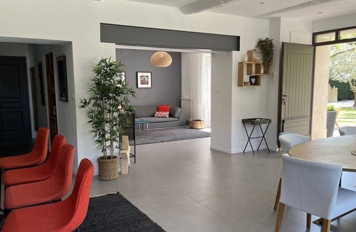 Entraigues-sur-la-Sorgue House | Mas de l'Estello - pour 8 personnes - avec piscine