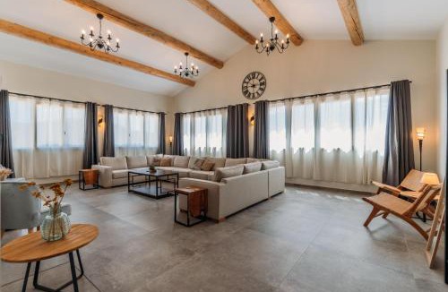 Saint-Christol-de-Rodieres Villa | Mas de Toulair, Spacieuse villa d'exception 5 étoiles