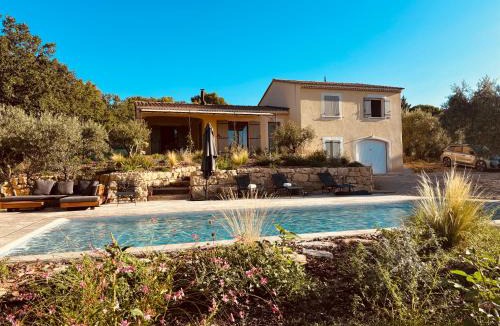 Saint-Saturnin-les-Apt Villa | Mas de la canopée-Luberon