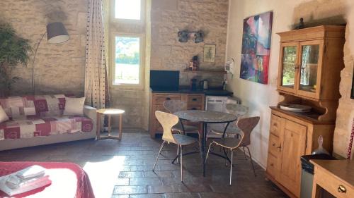 Villevieille Bed & Breakfast | Mas de la Rivoire B&B