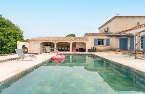 Saint-Etienne-du-Gres Villa | Mas de la Tourrache