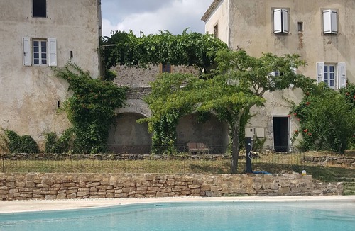 Rousson House | Mas de Louise Chambre d'hôtes