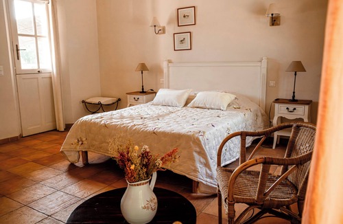 Salon-de-Provence Hotel | Mas de Lure