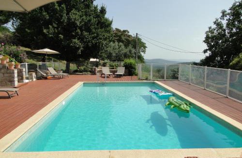 Saint-Andeol-de-Vals Apartment | Mas De Sarjac