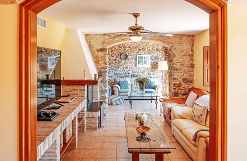 Vall-Llobrega Cottage | Mas Dels Avis