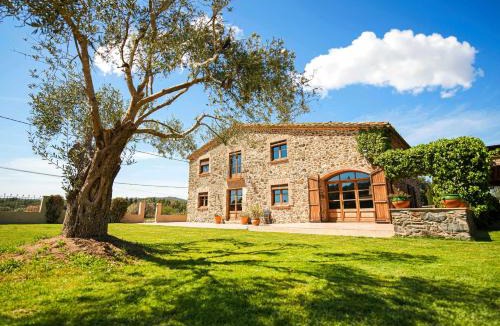 Vall-Llobrega Villa | Mas dels Avis "Tipica Masia Catalana"