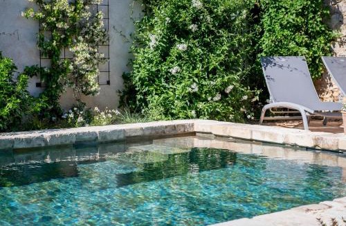 Laudun House | Mas des Aïeux