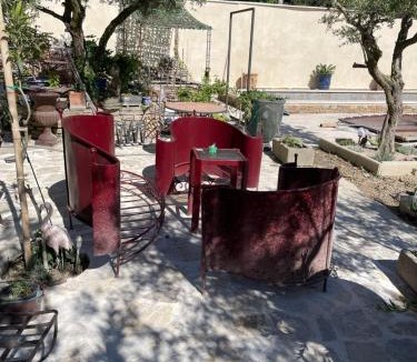 Violes House | Mas des Armouriers