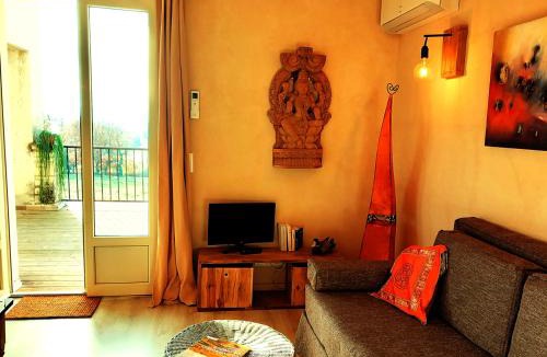 Barjac Apartment | mas des broussonnetiers