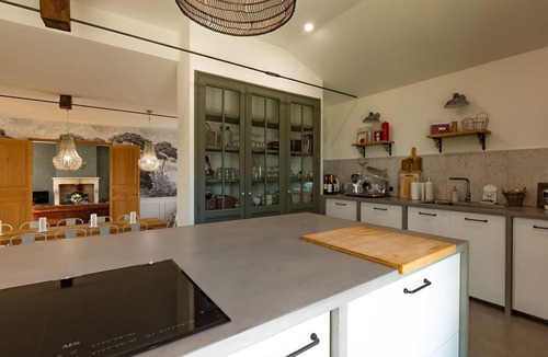 Gramont Villa | Mas des Coteaux. 5 star quiet Villa. Panoramic view, private pool,kids play area