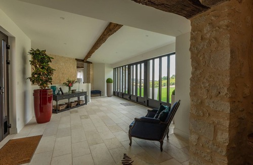 Gramont Villa | Mas des Coteaux. 5 star quiet Villa. Panoramic view, private pool,kids play area