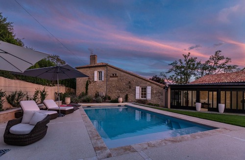 Gramont Villa | Mas des Coteaux. 5 star quiet Villa. Panoramic view, private pool,kids play area