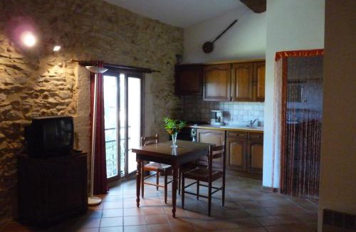 Costieres Apartment | Mas des Esclots