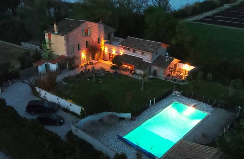Perpignan House | Mas Des Fleurs - Heated pool - Child friendly gardens - Beach 10mins