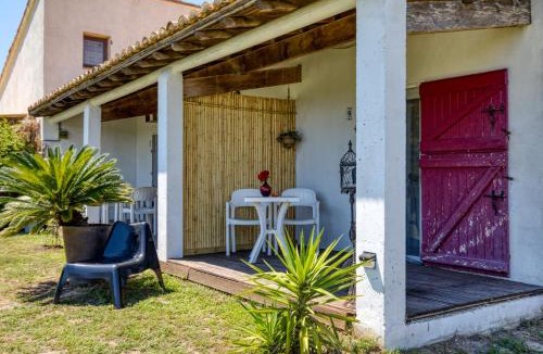 Saintes-Maries-de-la-Mer House | Mas des Cypres - Mazet 9