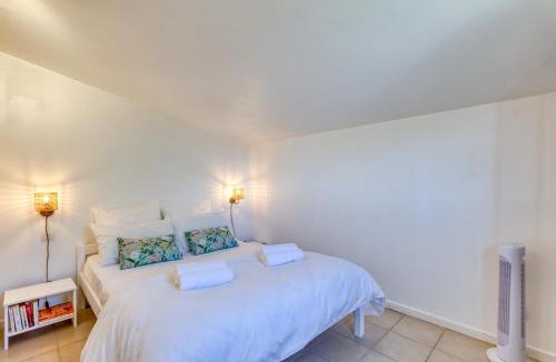Saintes-Maries-de-la-Mer House | Mas des Cypres - Mazet 9