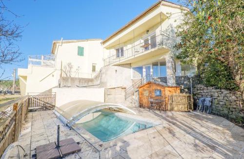 Laurac-en-Vivarais House | Mas Des Genêts