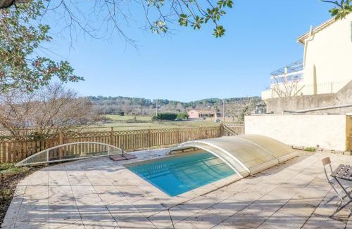 Laurac-en-Vivarais House | Mas Des Genêts