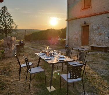 Lissac-et-Mouret House | Mas des maries