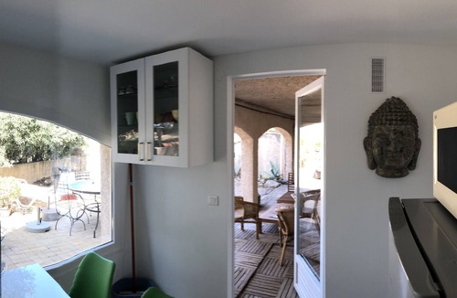 Montagnac Apartment | Mas des Micocouliers