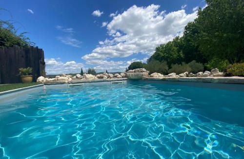 Sabran Bed & Breakfast | Mas des Pelissiers Chambre 2 & Table d'hote