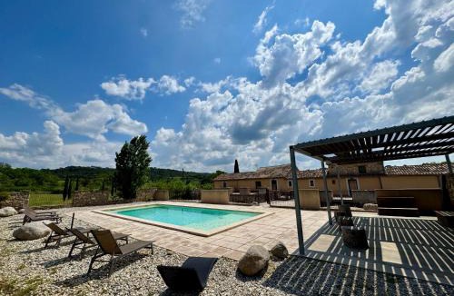 Vezenobres House | Mas Des Terres Rouges