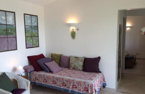 Villeneuve House | Mas Du Cadranier