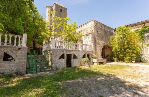 Galargues Bed & Breakfast | Mas du Crès
