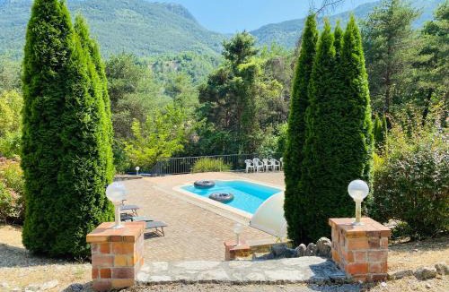 Puget-Theniers House | Mas du Gralet, entre terre et mer