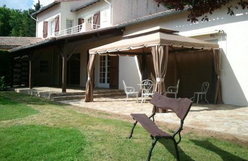 Cholet Bed & Breakfast | Mas du Trezon