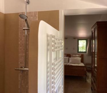 Saint-Quentin-la-Poterie Bed & Breakfast | Mas du Valorgues