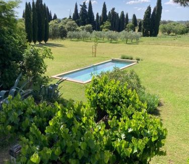 Saint-Quentin-la-Poterie Bed & Breakfast | Mas du Valorgues