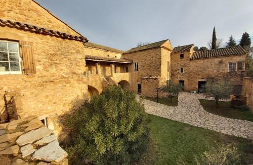 La Celle-sous-Gouzon Villa | Mas en pierre 12 pers - Piscines intérieure & extérieure